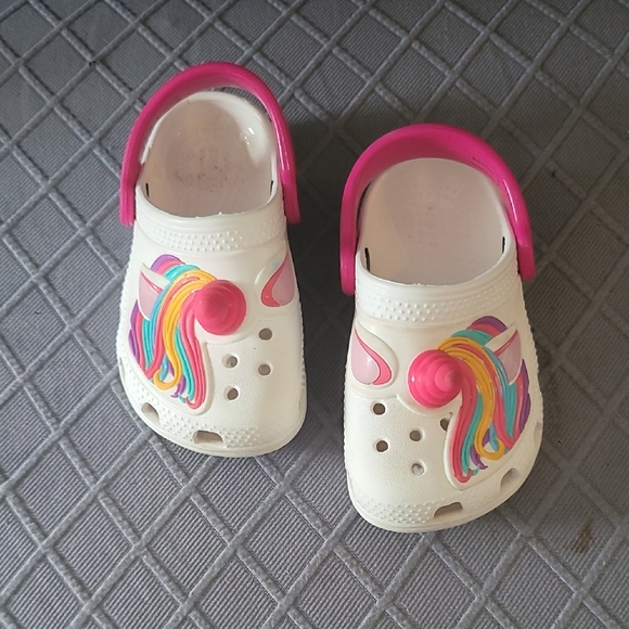 CROCS Other - Crocs Kids Unicorn Clogs Sandals - Pink & White Size 7c Firm